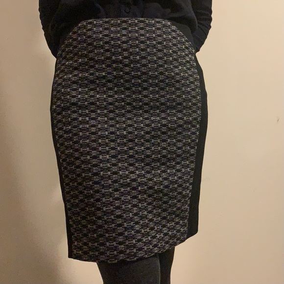 Theory wool pencil skirt - Picture 4 of 5